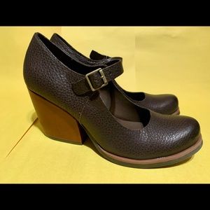 Kork-Ease Brown Leather Shoes - Size 8